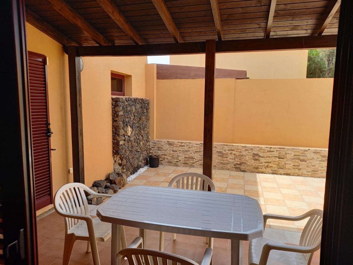 Casa Pitaya, Acogedora, Con Piscina, Fibra Optica Villa La Oliva Exterior photo